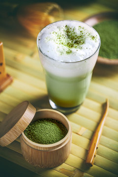 Green tea matcha latte