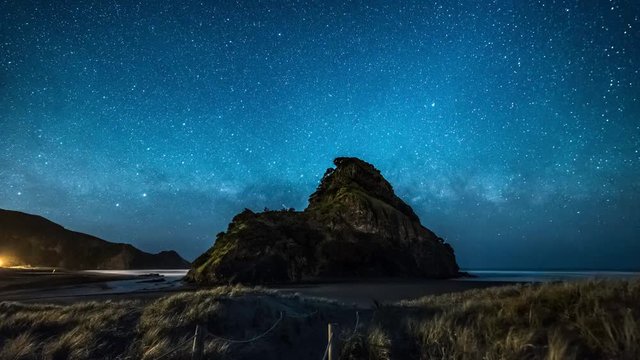Milky way Timelapse at Piha beach Auckland New Zealand