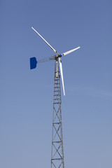 Small wind turbine generator
