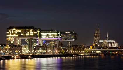 K&ouml;ln bei Nacht