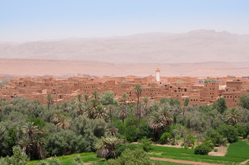 Fototapeta premium View over the ancient city of Tinghir and oasis in Morocco