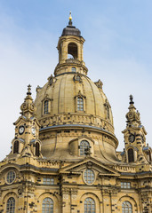 Fototapeta na wymiar Steeple Frauenkirche Dresden