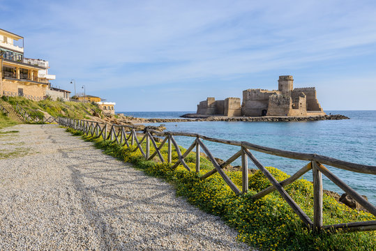 Castle of Le Castella at Capo Rizzuto, Calabria (Italy)