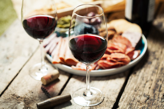Fototapeta Red wine.