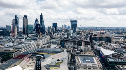 Fototapeta na wymiar London cityscape aerial view