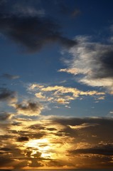 Ciel : Lever de soleil à Playa de Los Cancajos