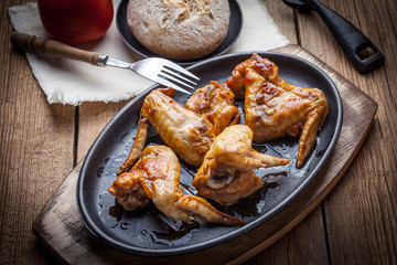 Fried chicken wings.