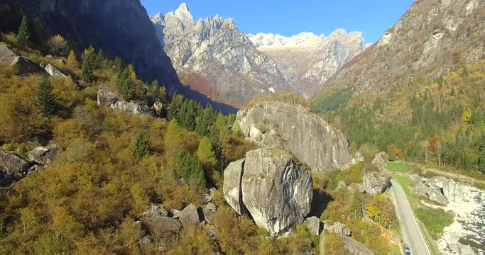 Aerial 4k - Valmasino (IT) - Panoramica aerea del Sasso del Remenno 