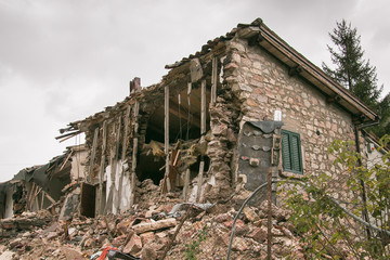 Casa nella zona rossa di Visso distrutto dal terremoto del centro italia