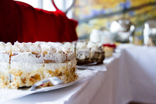 Kuchenbuffet bilder – Bläddra bland 197 stockfoton, vektorer och videor ...