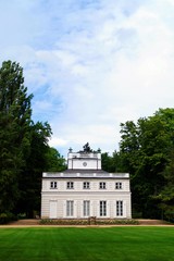 Biały Domek w Łazienkach Królewskich w Warszawie
