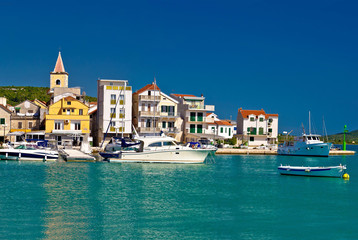 Obraz premium Town of Pirovac panoramic view
