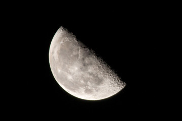 october 2016 half moon