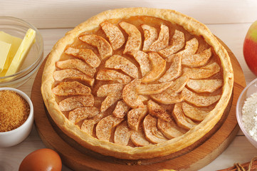 Apple tart, ingredients - apples and cinnamon