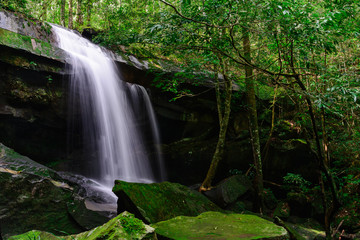 Tham Yai Waterfall.