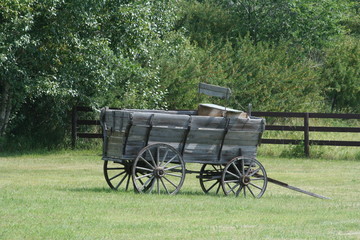 Fototapeta na wymiar Old Wagon