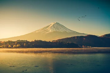 Papier Peint photo Mont Fuji Mont fuji au lac kawaguchiko, lever du soleil