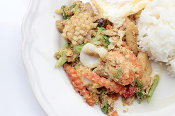 Stir-fried Soft-shelled seafood in curry powder & Thai jasmine rice