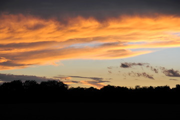 Obraz premium Abendhimmel vor dem Unwetter