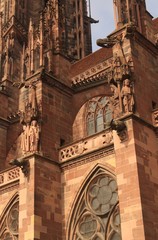 Gotisches Strebewerk / Strebepfeiler und-bogen am Freiburger Münster