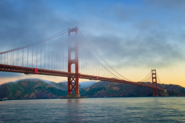 Fototapeta na wymiar Golden Gate Bridge 4