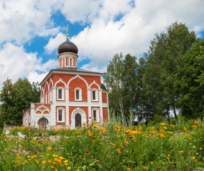 Fototapeta na wymiar Peter and Paul Church in the territory of the Kremlin in Mozhaisk