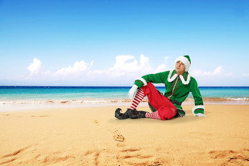 elf and beach 