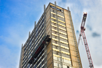 Building Under Reconstruction