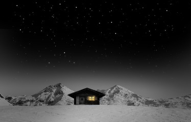 Berghütte vor Schneegipfel