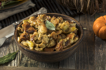 Fresh Homemade Thanksgiving Turkey Stuffing