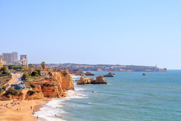 Fototapeta na wymiar Vista da Praia do Vau no Algarve 