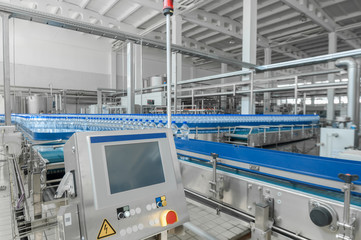 for the production of plastic bottles and bottles on a conveyor belt factory