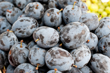 Fresh plums in the market