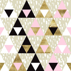gold glitter triangles pattern - 126139248