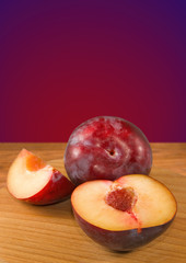 Fototapeta na wymiar Isolated image of a plum closeup