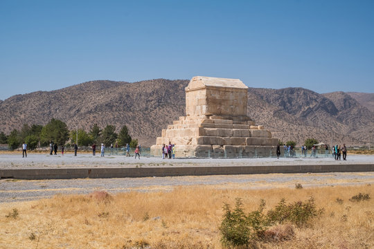 Der Iran - Pasagadae  Grab des Kyrus