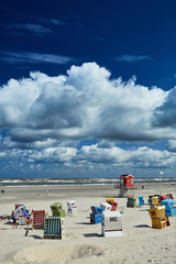 Strandkörbe am Langeooer Strand