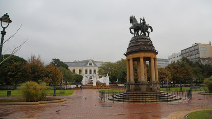 Fototapeta na wymiar Deville Wood Memorial ,Company Gardens, Cape Town Southafrica