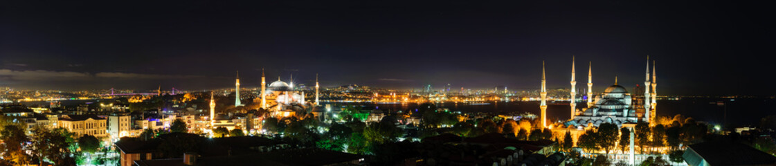 Fototapeta na wymiar Istanbul Panorama by Night