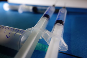 Medical syringe with a needle