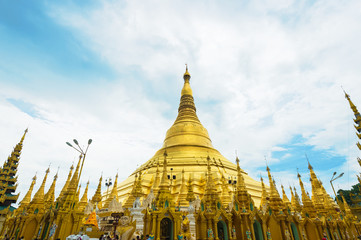 Fototapeta premium Yangon, Myanmar skyline with Shwedagon Pagoda.