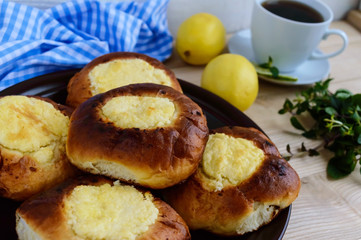 Vanilla cottage cheese buns (cheesecake) cup of lemon tea.