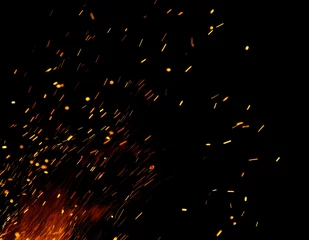 Crédence de cuisine en verre imprimé Flamme fire flames with sparks on a black background