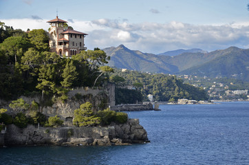 Fototapeta na wymiar Portofino view of the Gulf of Tigullio Liguria
