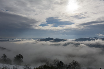 Winterlandschaft Schnee in der Natur im Winter 