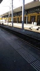 Stazione ferrovia per treno