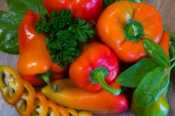 Ring bell peppers with parsley