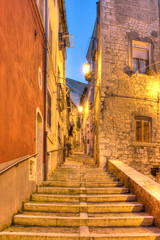 Fototapeta na wymiar stairs in the old town 