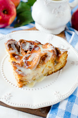 Apple caramel strata in a frying pan