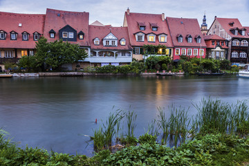 Fototapeta na wymiar Old architecture of Bamberg along Regnitz River